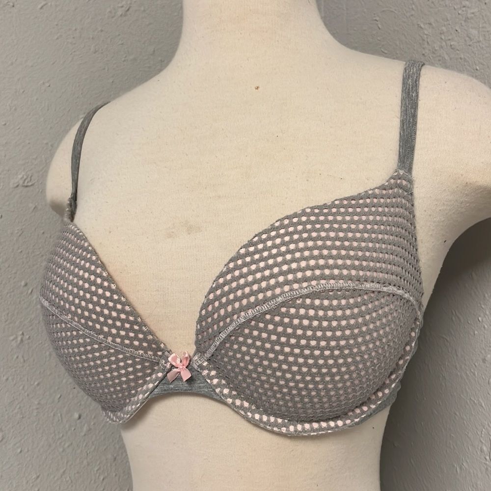 VS 34D Cotton Plunge Push-up Bra with Net Detailing Victoria’s Secret grey/pink